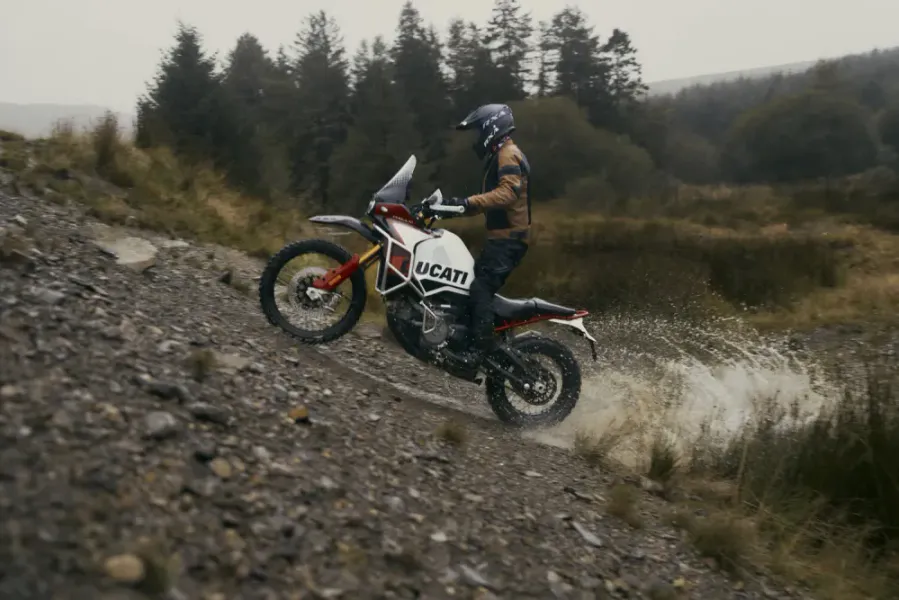 Richa Infinity 3 Adventure Jakke Svart, AA-sklibeskyttelse og avtakbar membran, god ventilasjon